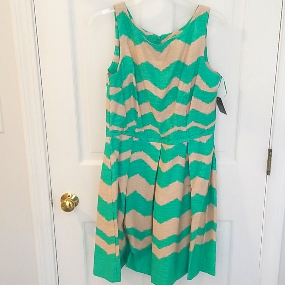 Real Chevron dress NWT